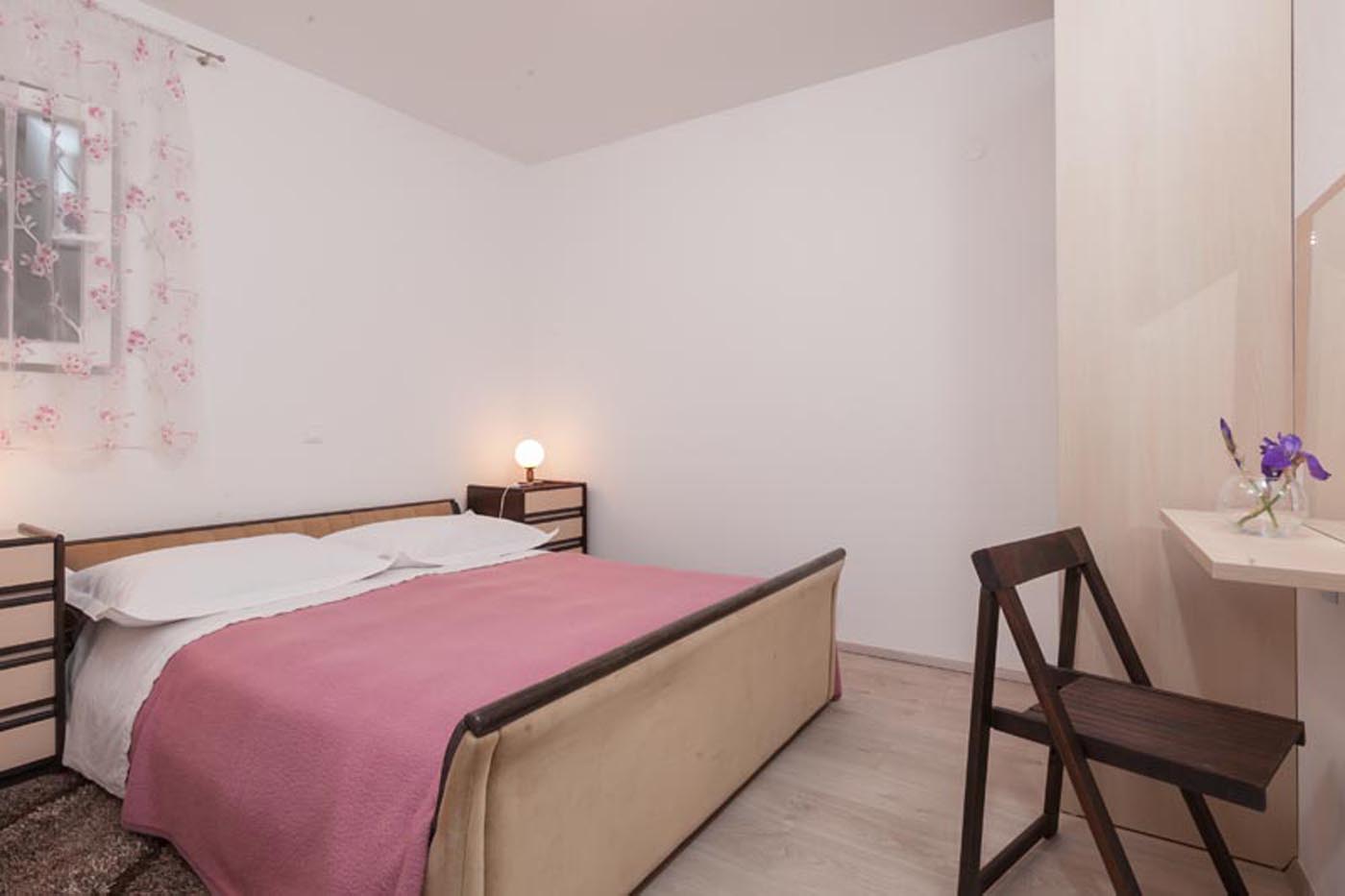 Apartmani_Letica_Yellow-01