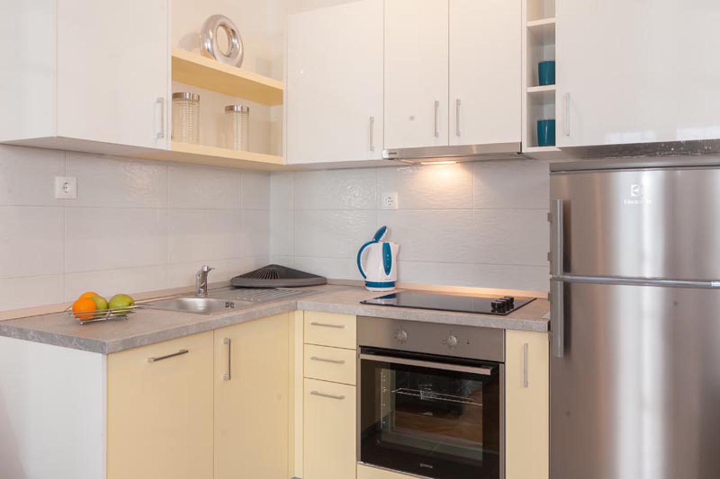 Apartmani_Letica_Yellow-11